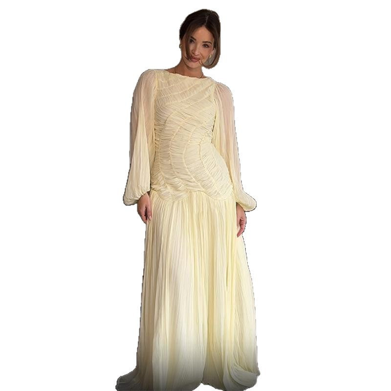 Damen Elegantes Maxikleid mit ausgefallenem Design und Plisseedetails EB
