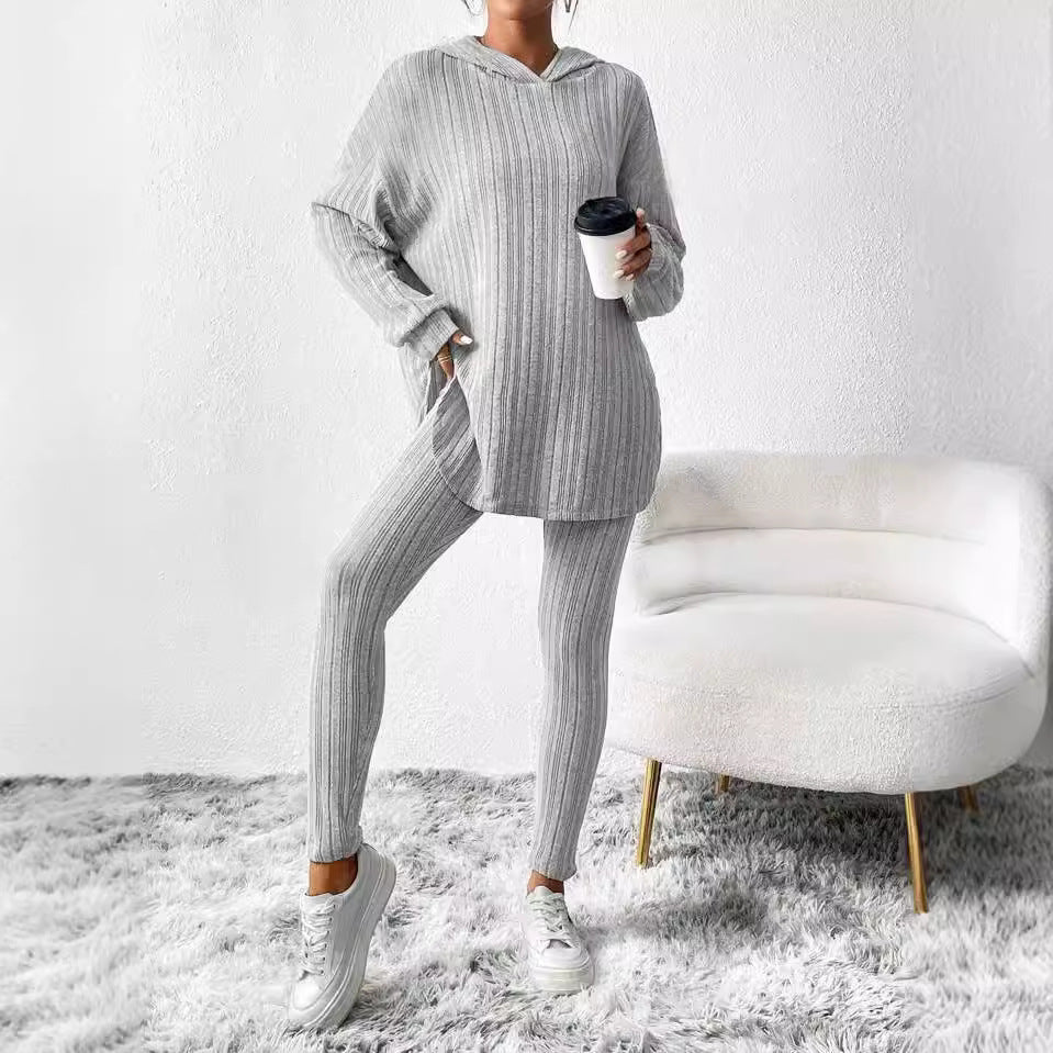 Damen lässiges Lounge-Outfit mit oversized Pullover und Leggings EB