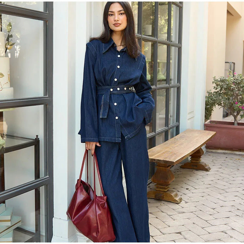 Damen modischer Jeansmantel mit tailliertem Gürtel EB