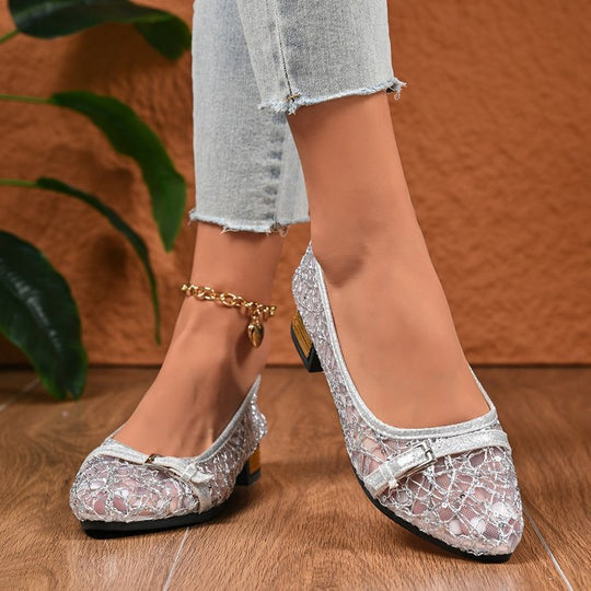 Damen Ballerina mit funkelnder Spitze und modischem Akzent EB