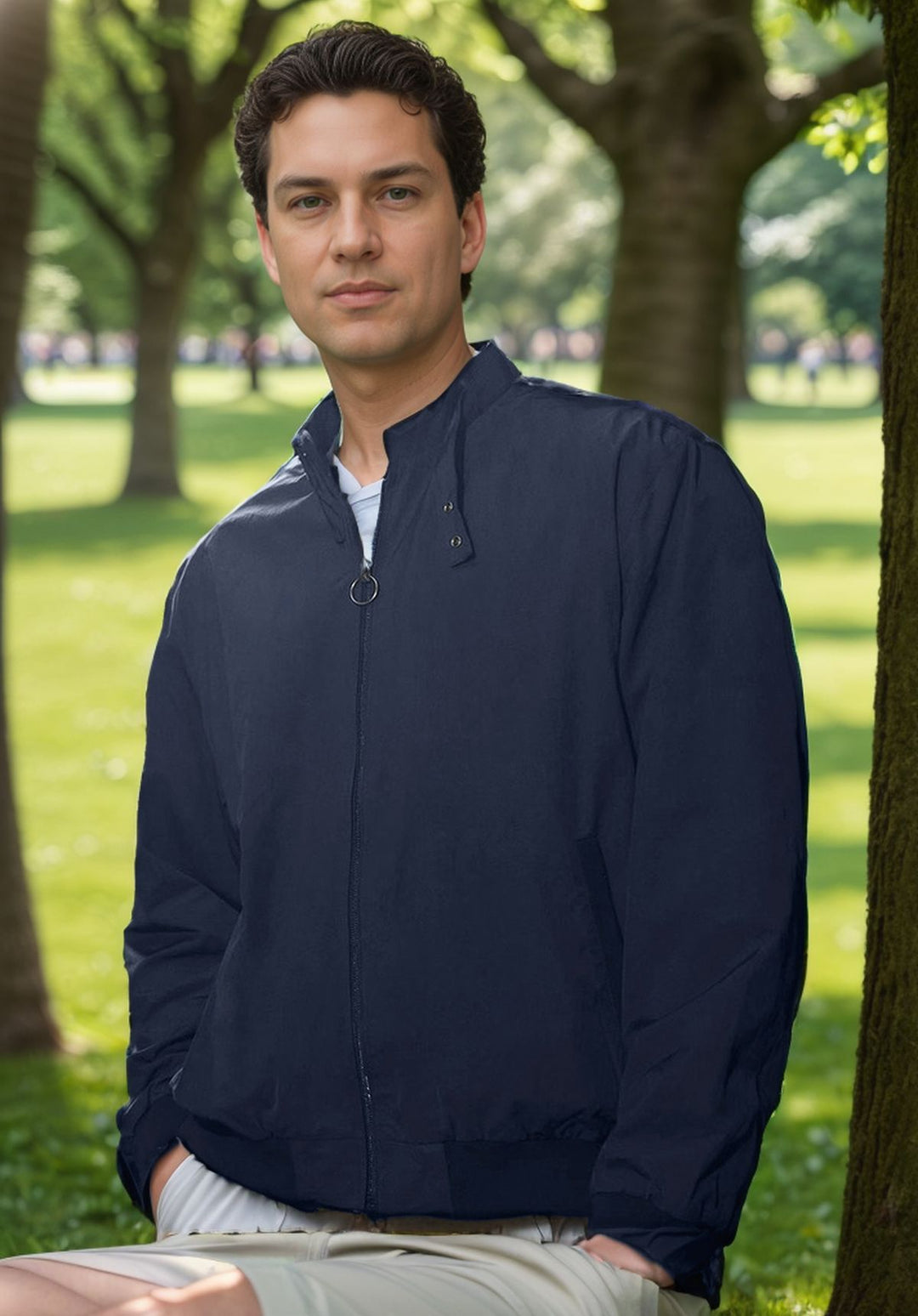 Herren leichte Übergangsjacke mit hochgeschlossenem Kragen und seitlichen Taschen EB