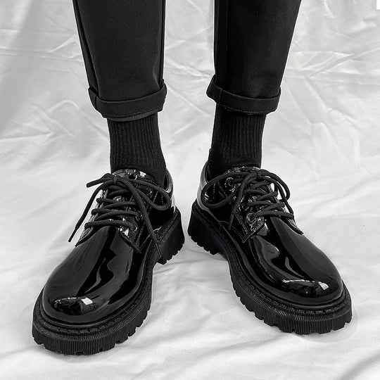 Damen Hochglänzende Schnürschuhe EB