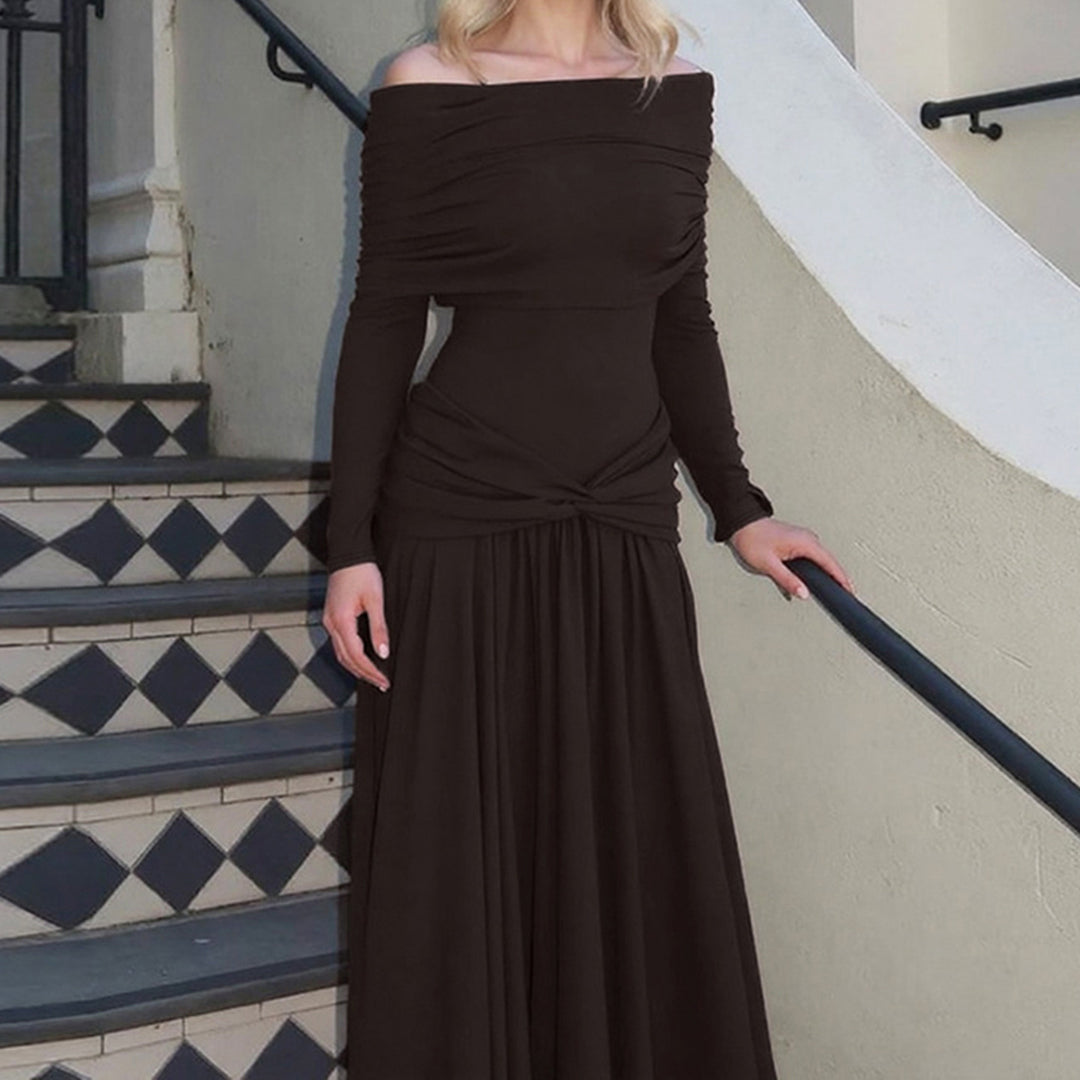 Damen Elegantes Langkleid mit gekreuztem Tailleneinsatz und schulterfreiem Ausschnitt EB