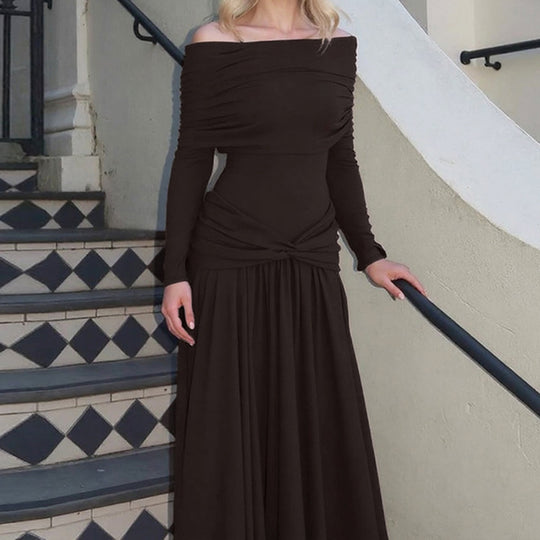 Damen Elegantes Langkleid mit gekreuztem Tailleneinsatz und schulterfreiem Ausschnitt EB