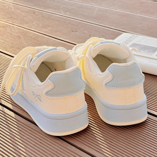 Damen Sportliche Sneakers mit modernen Akzenten und komfortabler Dämpfung EB