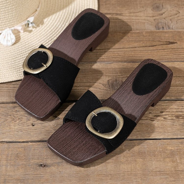 Damen Komfortable und elegante Mules mit detailliertem Riemendesign EB