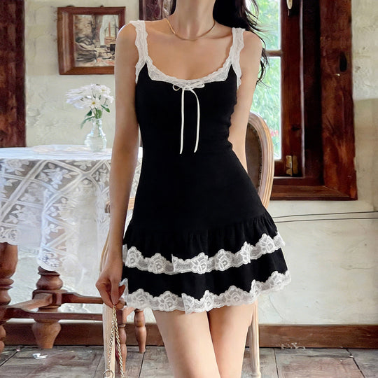 Damen Verspieltes Babydoll-Kleid mit Spitzenrand und verstellbaren Trägern EB