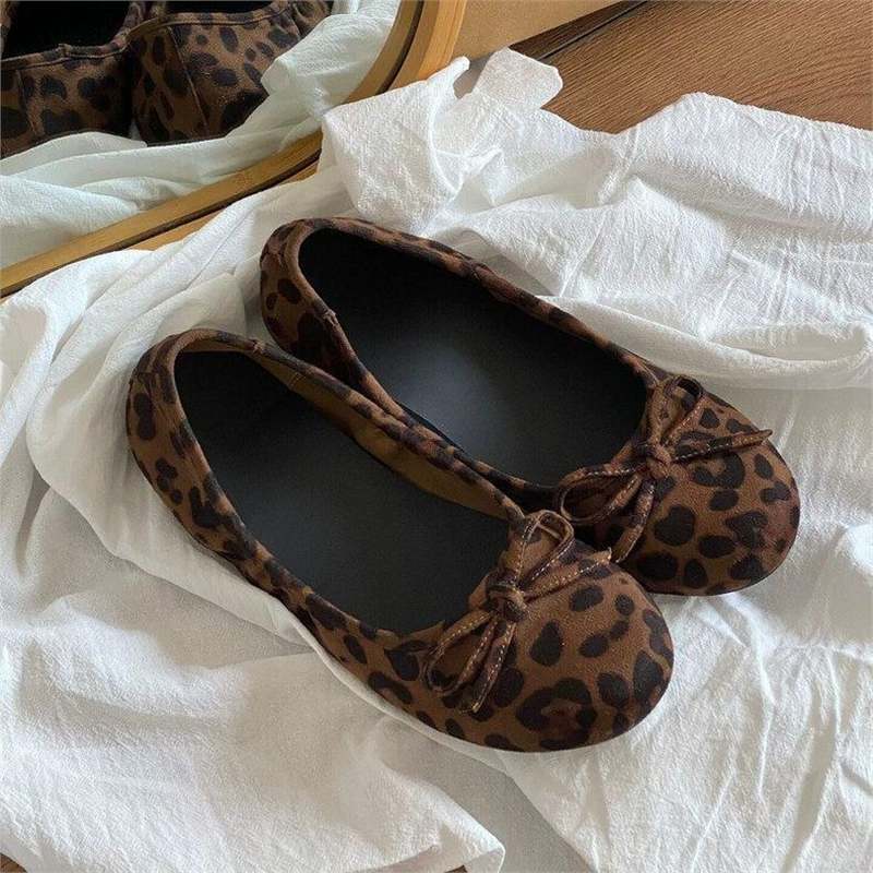 Damen Ballerinas mit niedlichem Pünktchenmuster und zierlichem Schleifchen EB
