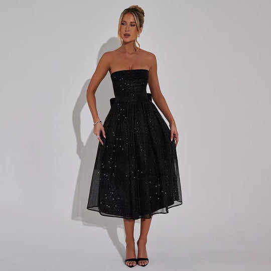 Damen Hochzeitskleid mit schimmerndem Taillenband und plissiertem Rock EB