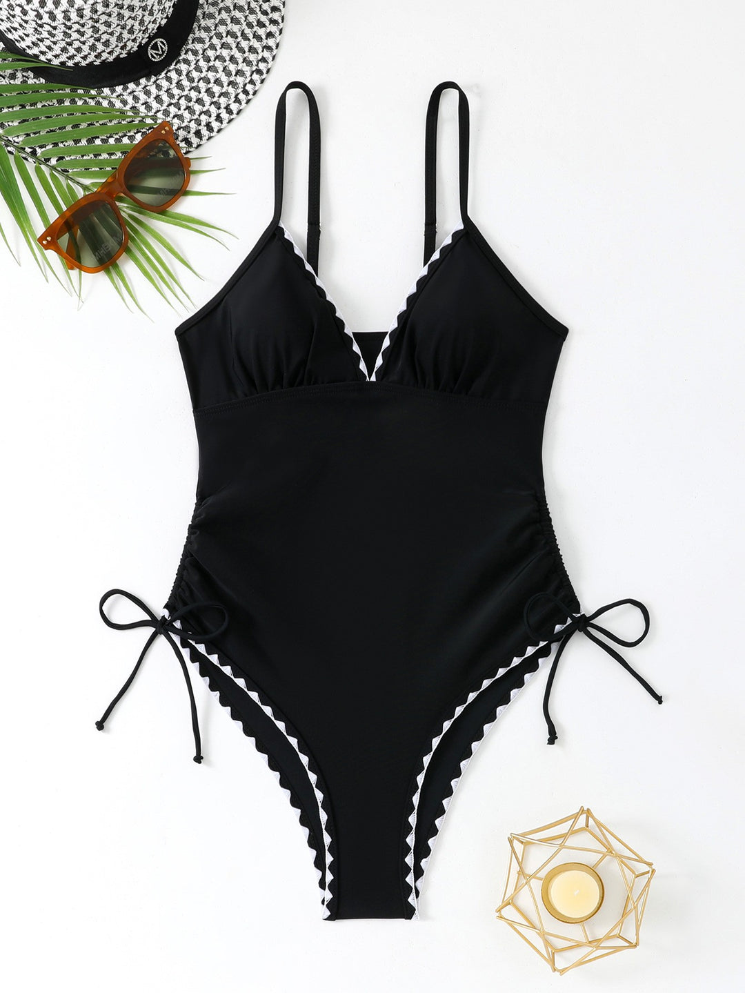 Damen Eleganter Einteiler Badeanzug mit raffinierter Rüschenverzierung EB