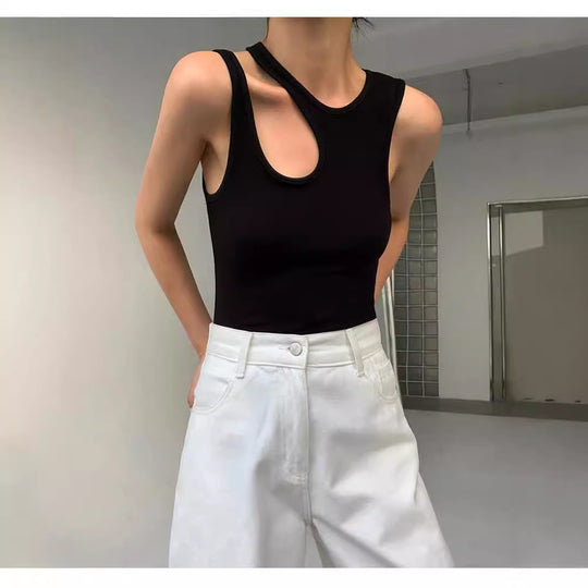 Damen Tanktop mit einzigartigem Cut-Out Design und sportlichem Schnitt EB