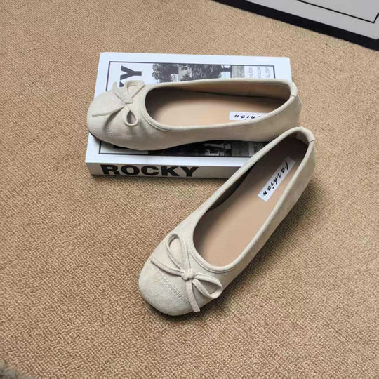 Damen Ballerinas mit elegantem Glanz und verspieltem Schleifendetail EB