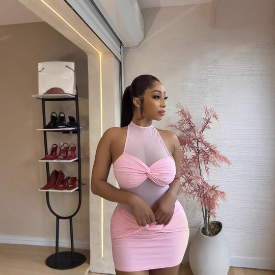 Damen Sexy Minikleid mit transparenten Einsätzen und elegantem Wickeldetail EB