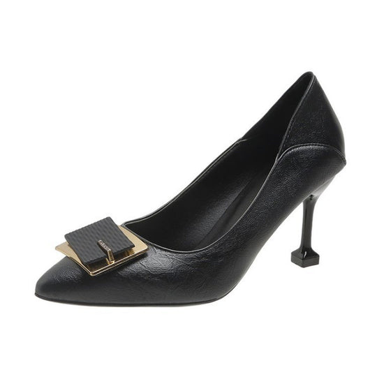 Damen elegante Pumps mit modernem Schmuckdetail EB