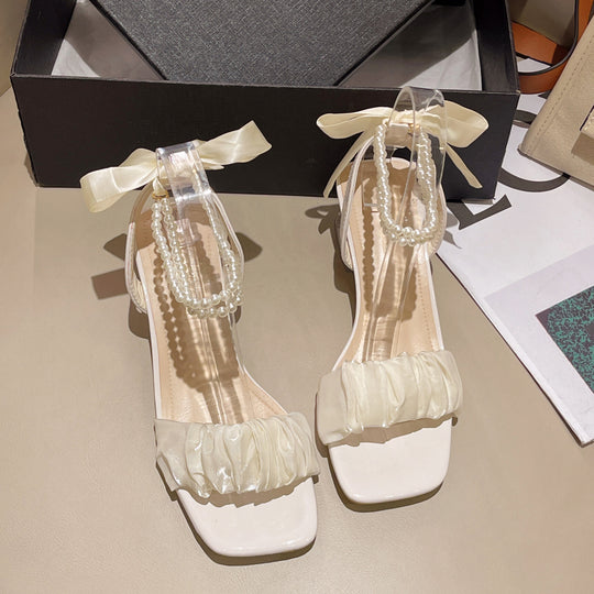 Damen elegante Blockabsatz Sandalen mit Rüschendetail und Perlenschmuck EB