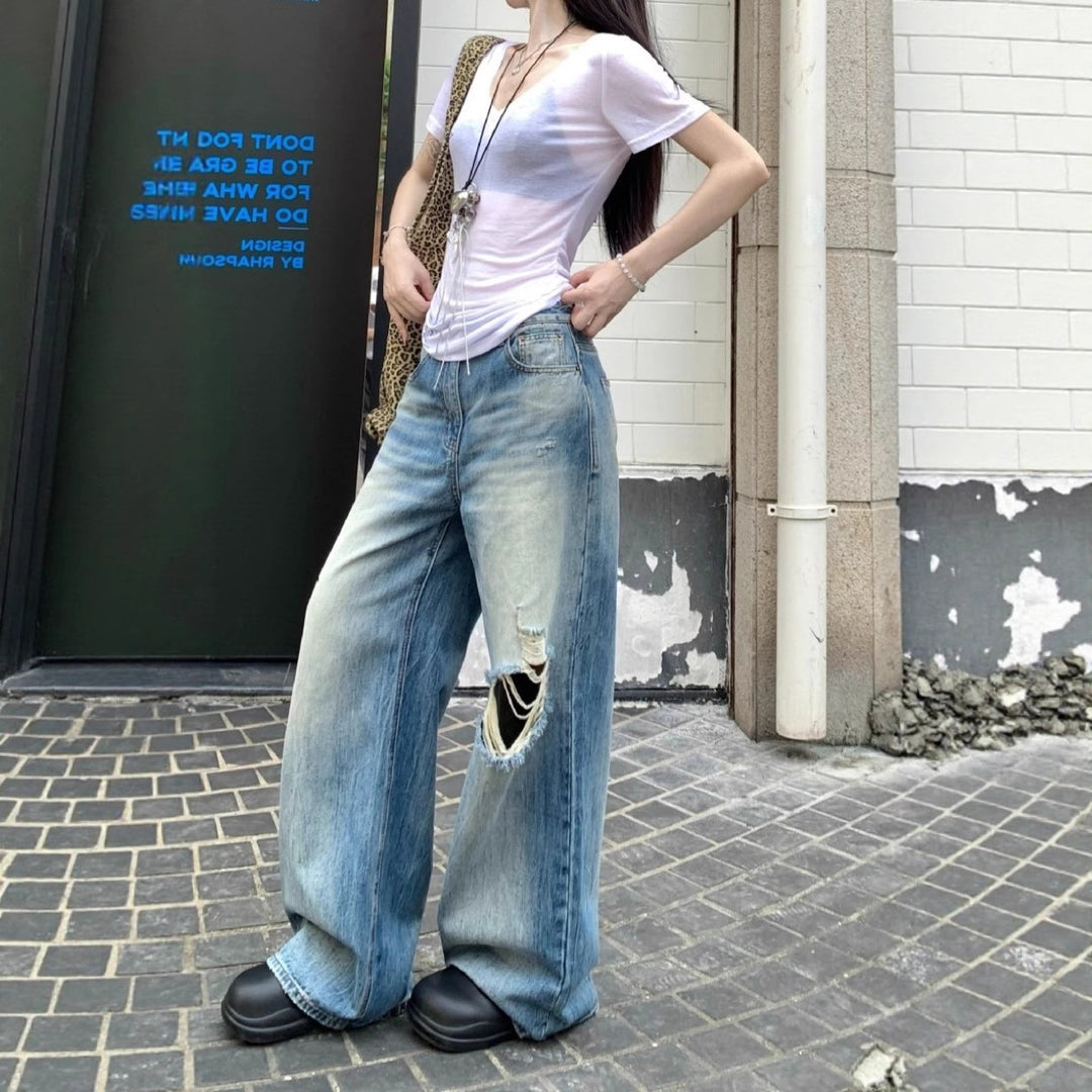 Damen Weit geschnittene Destroyed Jeans mit lässigem Schnitt und modischen Riss-Details EB