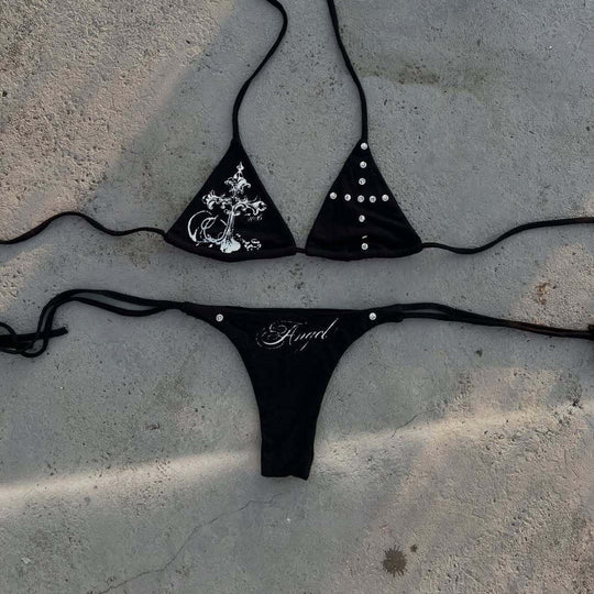 Damen Bikini-Set mit ausgefallenen Details und einzigartigen Akzenten EB