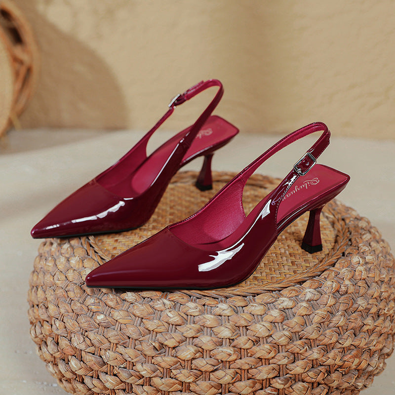 Damen Slingback-Pumps mit elegantem spitzen Design und funktionalem Riemen EB