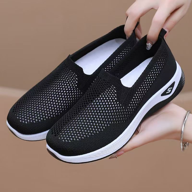 Damen luftige Slip-On Sneaker mit flexiblem Mesh-Obermaterial EB