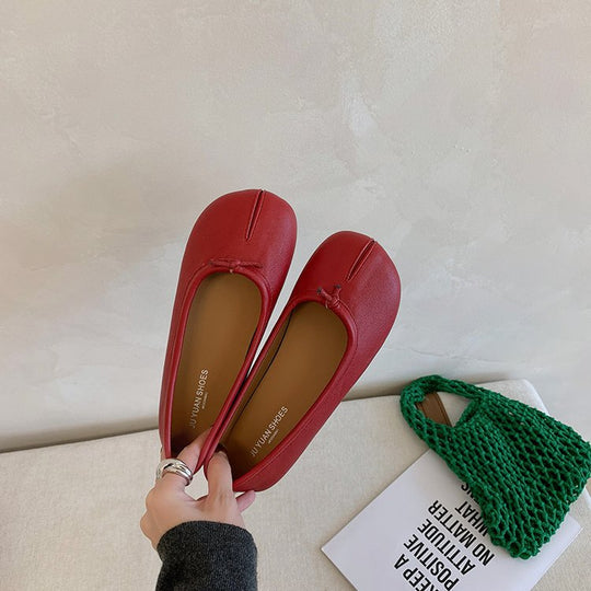 Damen Ballerina-Schuhe mit modischen Einschnitten und bequemer Sohle EB