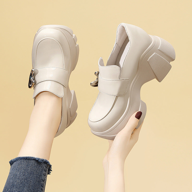 Damen modische Plateau-Schuhe mit einzigartigem Schnallen-Design EB