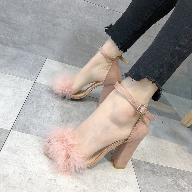 Damen Wedge-Sandalen mit breiten Riemen und komfortablem Blockabsatz EB