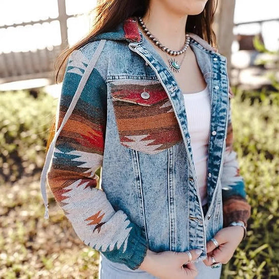 Damen Denimjacke im lässigen Boho-Stil mit Kapuze EB