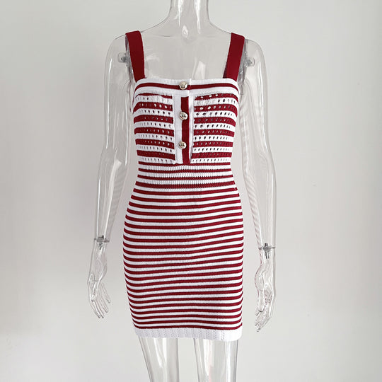 Damen Strickkleid mit schönem Steg-Design und dekorativen Knopfdetails EB