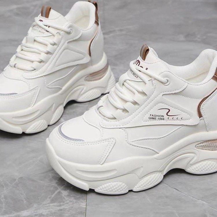 Damen Sportive Chunky Sneakers mit atmungsaktivem Obermaterial und rutschfester Sohle EB