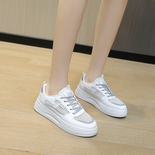 Damen Sportliche Sneakers mit atmungsaktiver Oberfläche und dämpfender Sohle EB