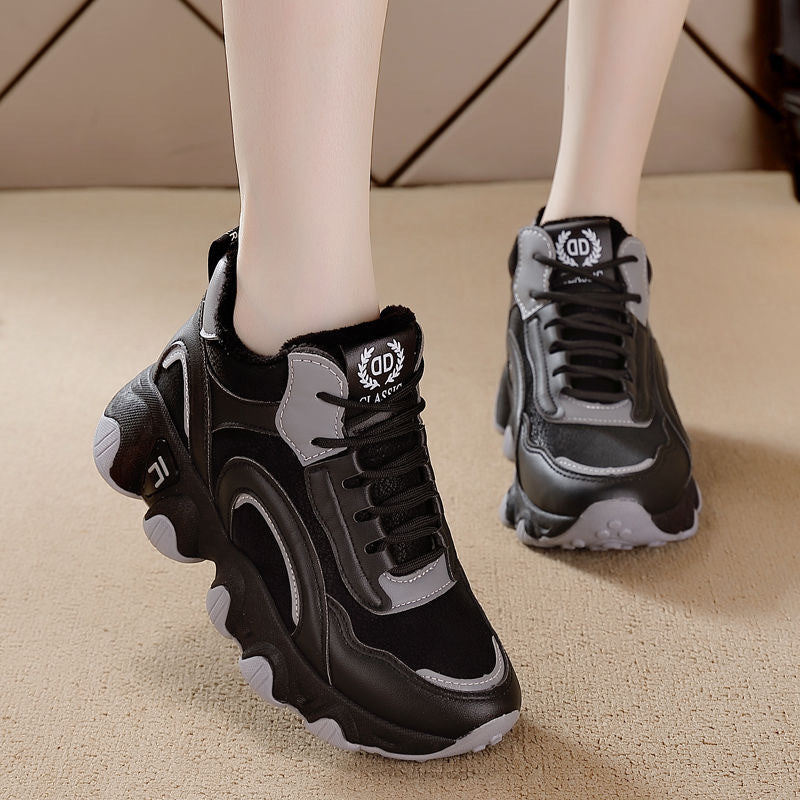 Damen Sport Sneakers mit dämpfender Sohle und atemberaubendem Design EB
