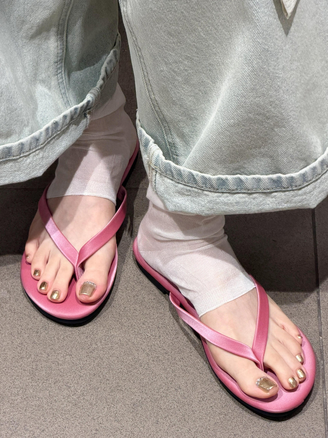 Damen Zehentrenner-Sandalen mit weichem Fußbett und rutschfester Sohle EB
