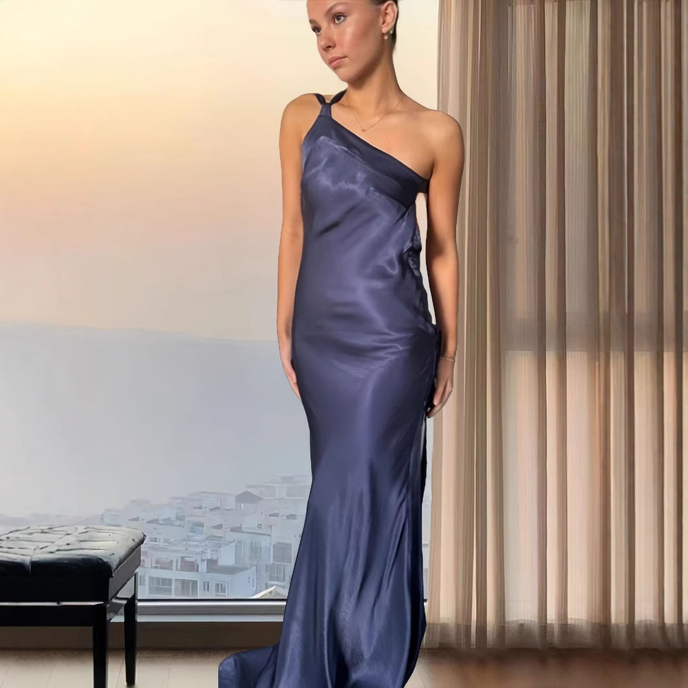 Damen Elegantes Satin Abendkleid mit asymmetrischem Schnitt und schmalem Träger EB