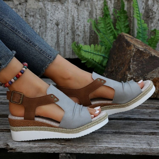 Damen Komfortable Plateau-Sandalen mit Riemen EB