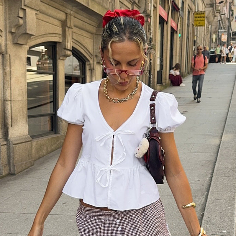 Damen Wickeloberteil mit Puffärmeln und femininem Peplum-Saum EB