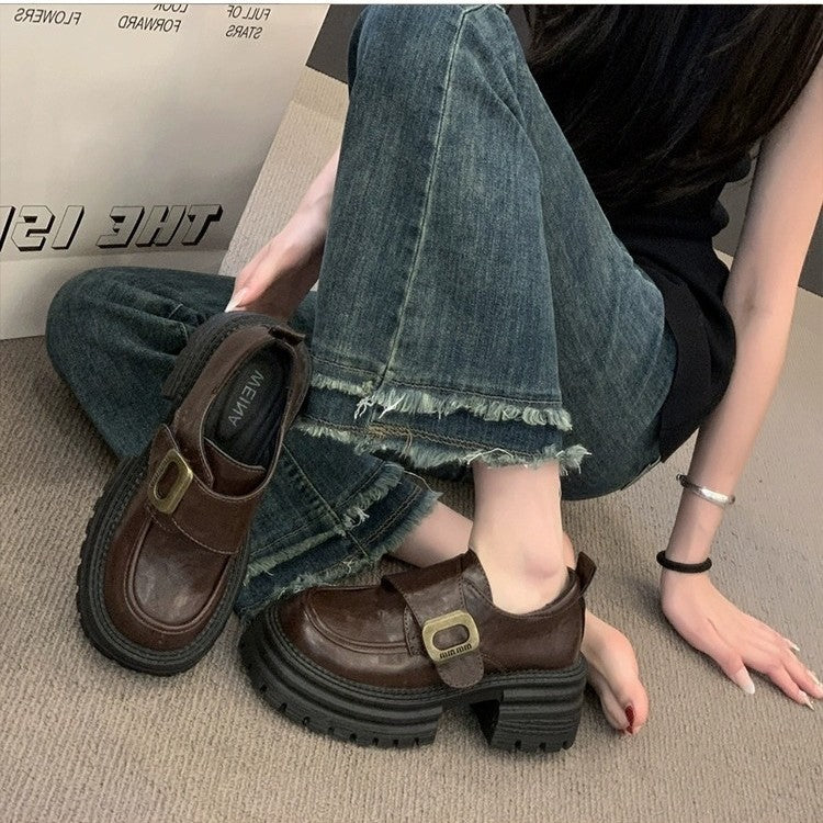 Damen Chunky Schnürschuhe mit robustem Plateau und modischer Schnallen-Applikation EB