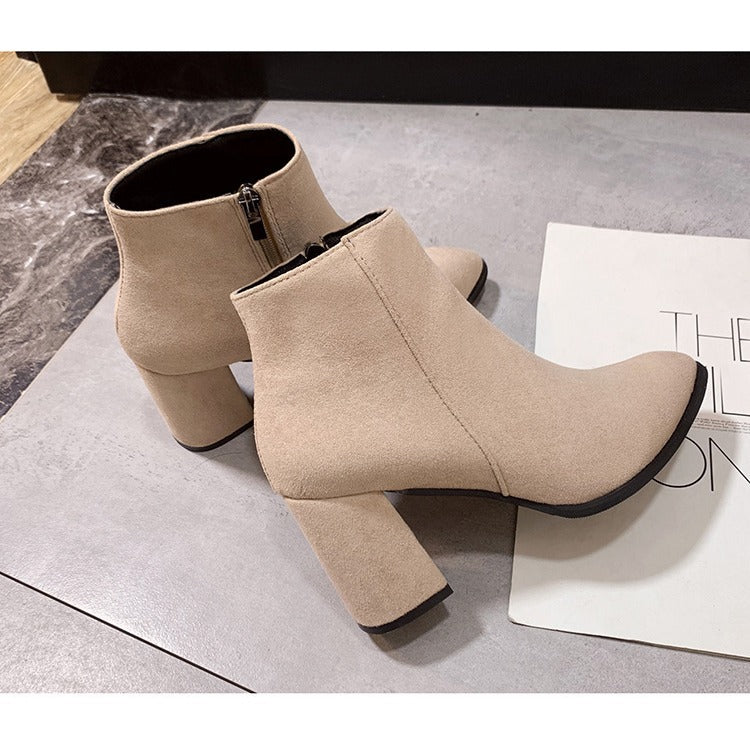 Damen Stiefeletten mit elegantem Blockabsatz und praktischem Reißverschluss EB