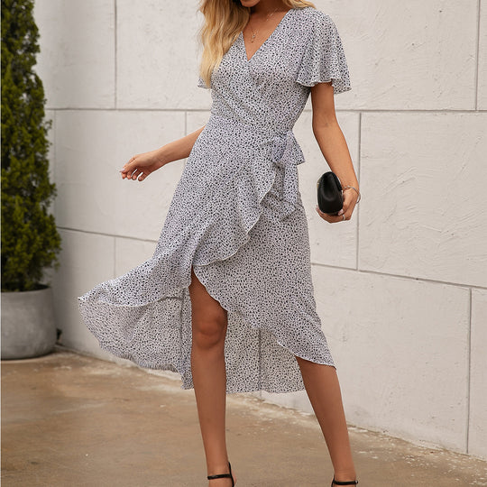 Damen Wickelkleid mit Rüschendetails und eleganter Silhouette EB