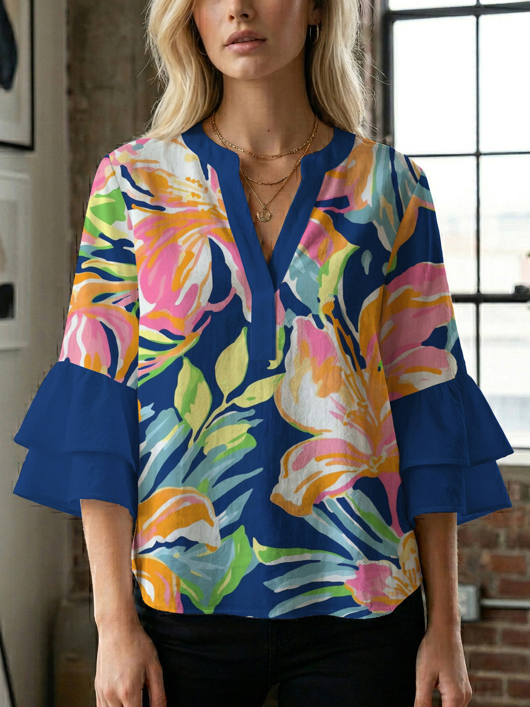 Damen Blusenshirt mit voluminösen Ärmeln und floralem Muster EB