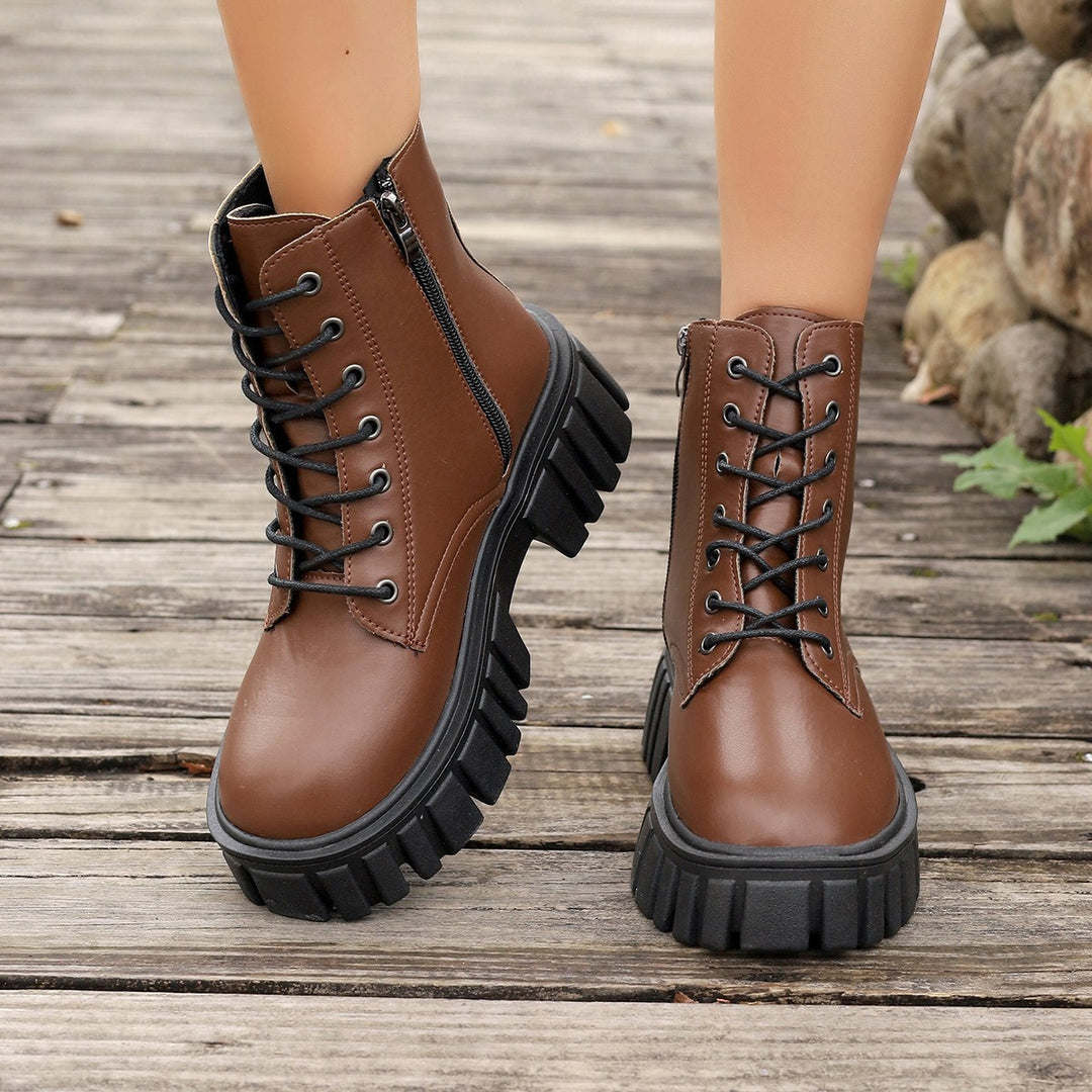 Damen Chunky Boots mit robustem Profil und praktischem Reißverschluss EB