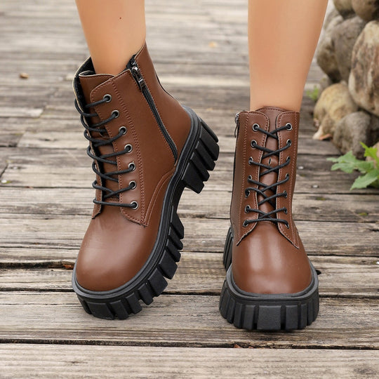 Damen Chunky Boots mit robustem Profil und praktischem Reißverschluss EB