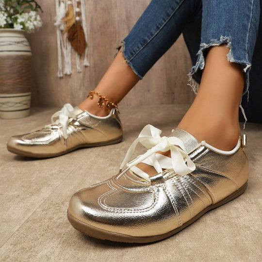 Damen modische Freizeitsneaker mit schimmerndem Obermaterial EB