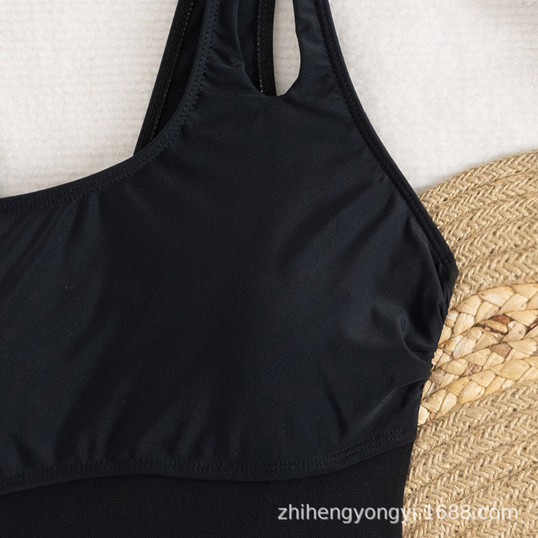 Damen Eleganter Badeanzug mit asymmetrischem Design und praktischer Wickelrock EB
