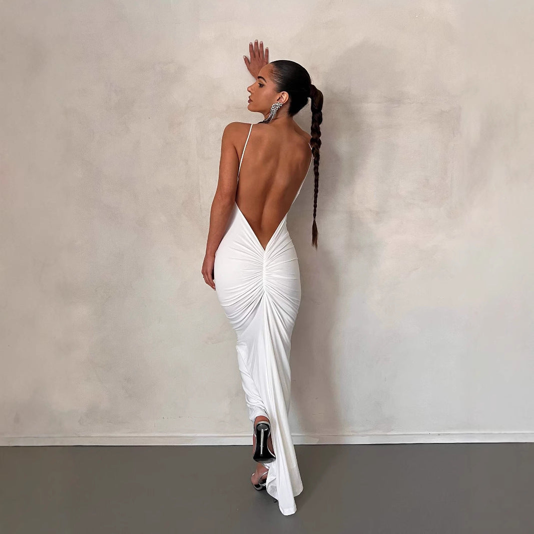 Damen elegantes Maxikleid mit tiefem V-Ausschnitt und zarten Spaghetti-Trägern EB