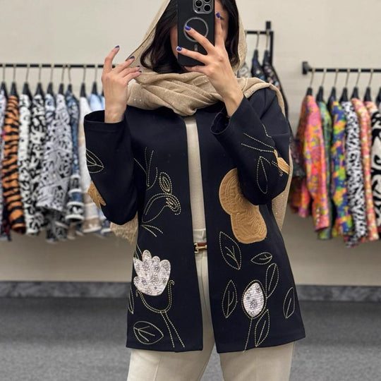 Damen modische Blazerjacke mit floralen Stickereien EB