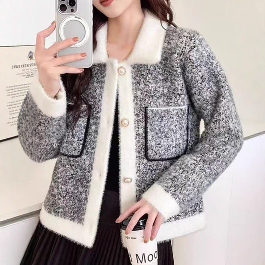 Damen Flauschige Strickjacke mit kontrastierenden Taschen und Kragen EB