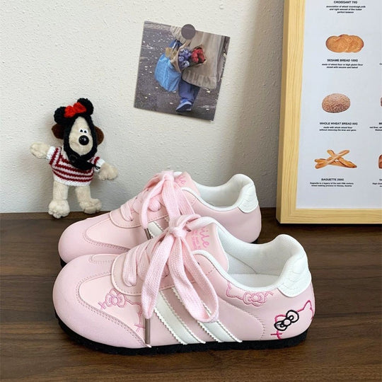 Damen Freizeitsneaker mit verspieltem Hello Kitty Design EB