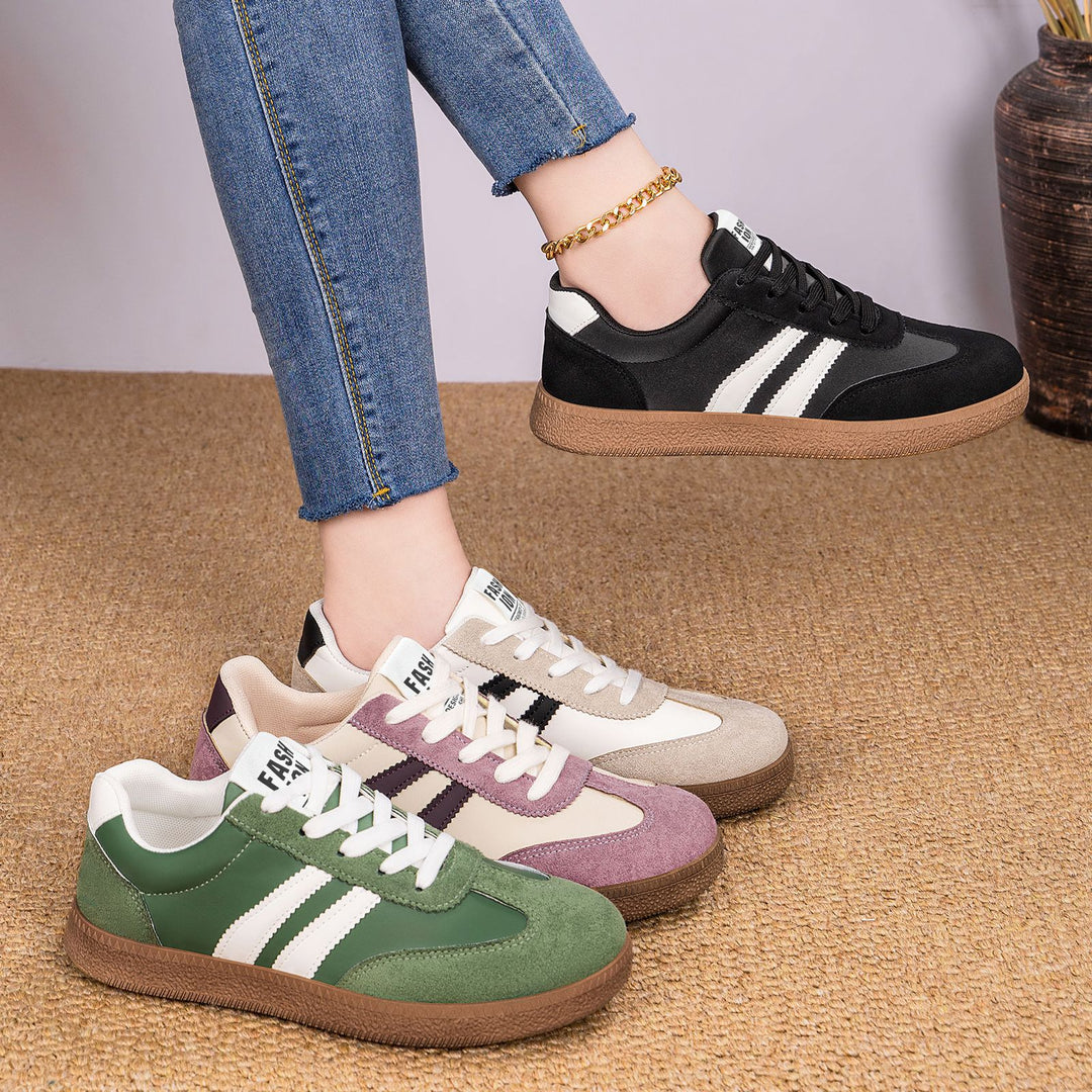 Herren nan retro Sneaker mit Velours- und Textilobermaterial, klassischer Drei-Streifen-Optik und profilierter Gumminsohle EB