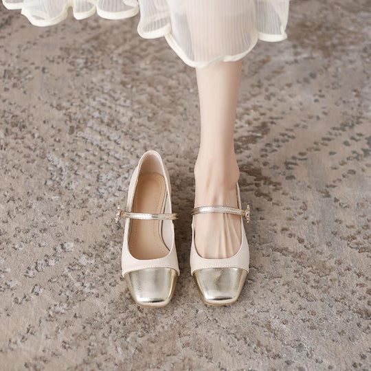 Damen elegante Ballerinas mit geschwungenem Riemen und glänzender Zehenkappe EB