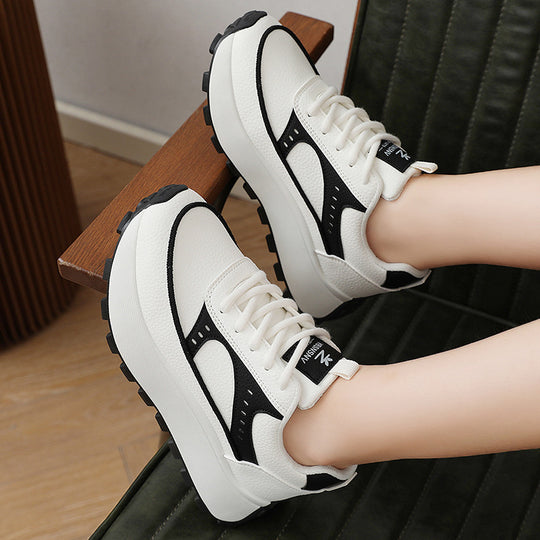 Damen Plattform-Sneaker mit modischem Obermaterial und rutschfester Sohle EB